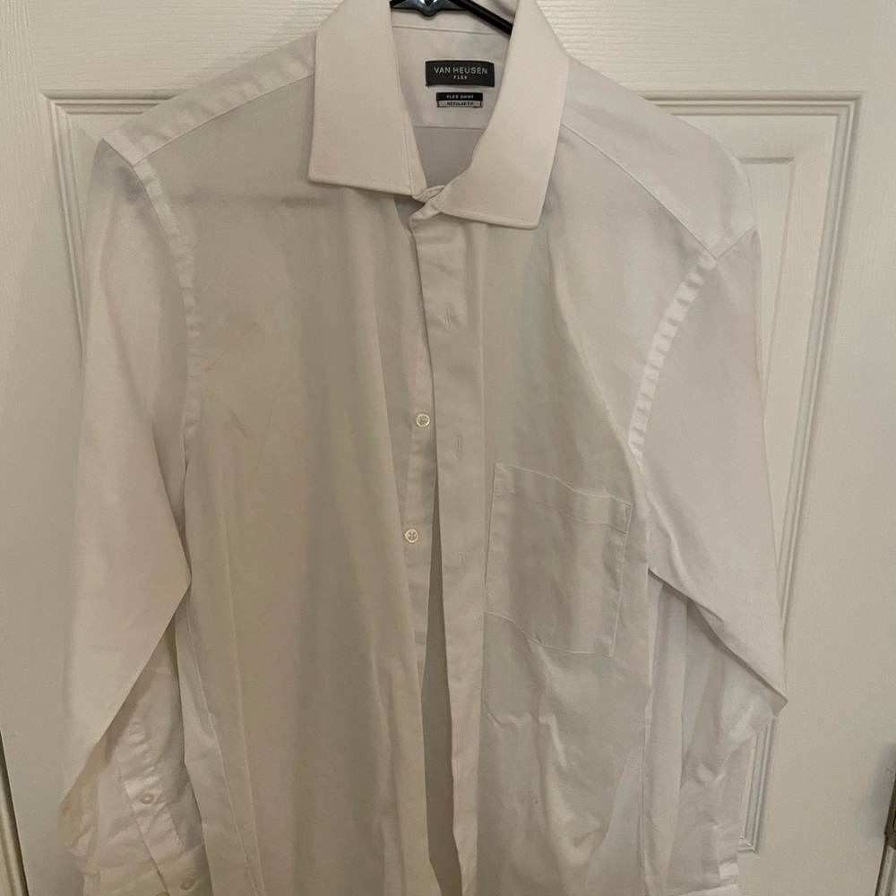Van Heusen White Men’s Dress shirt